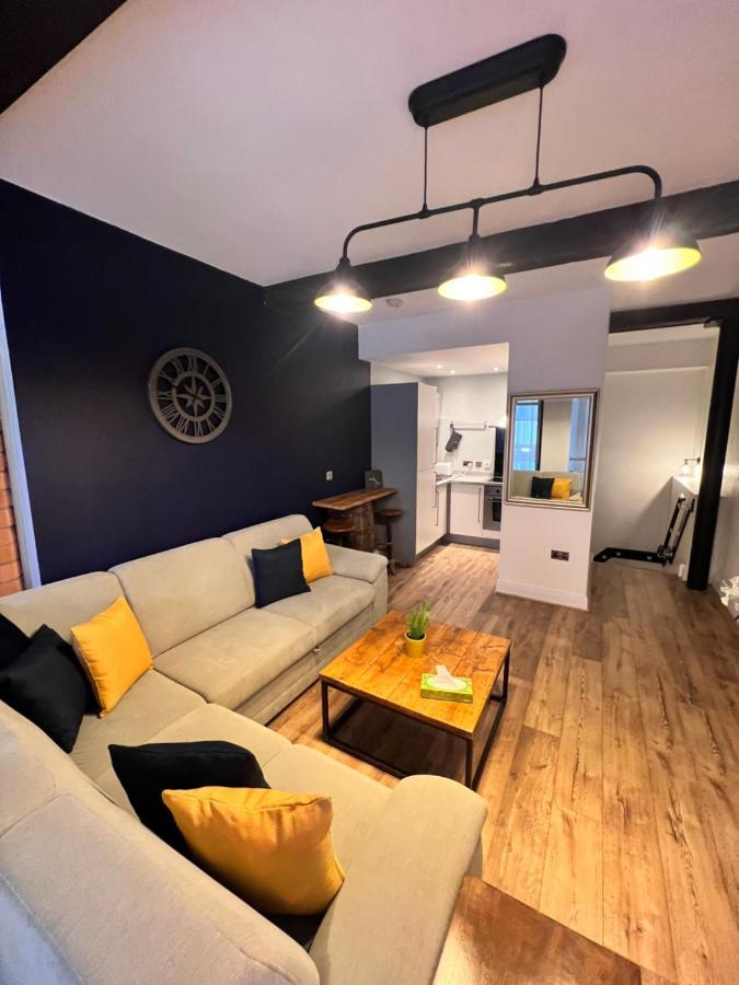 Stunning Liverpool City Center Apartment ภายนอก รูปภาพ